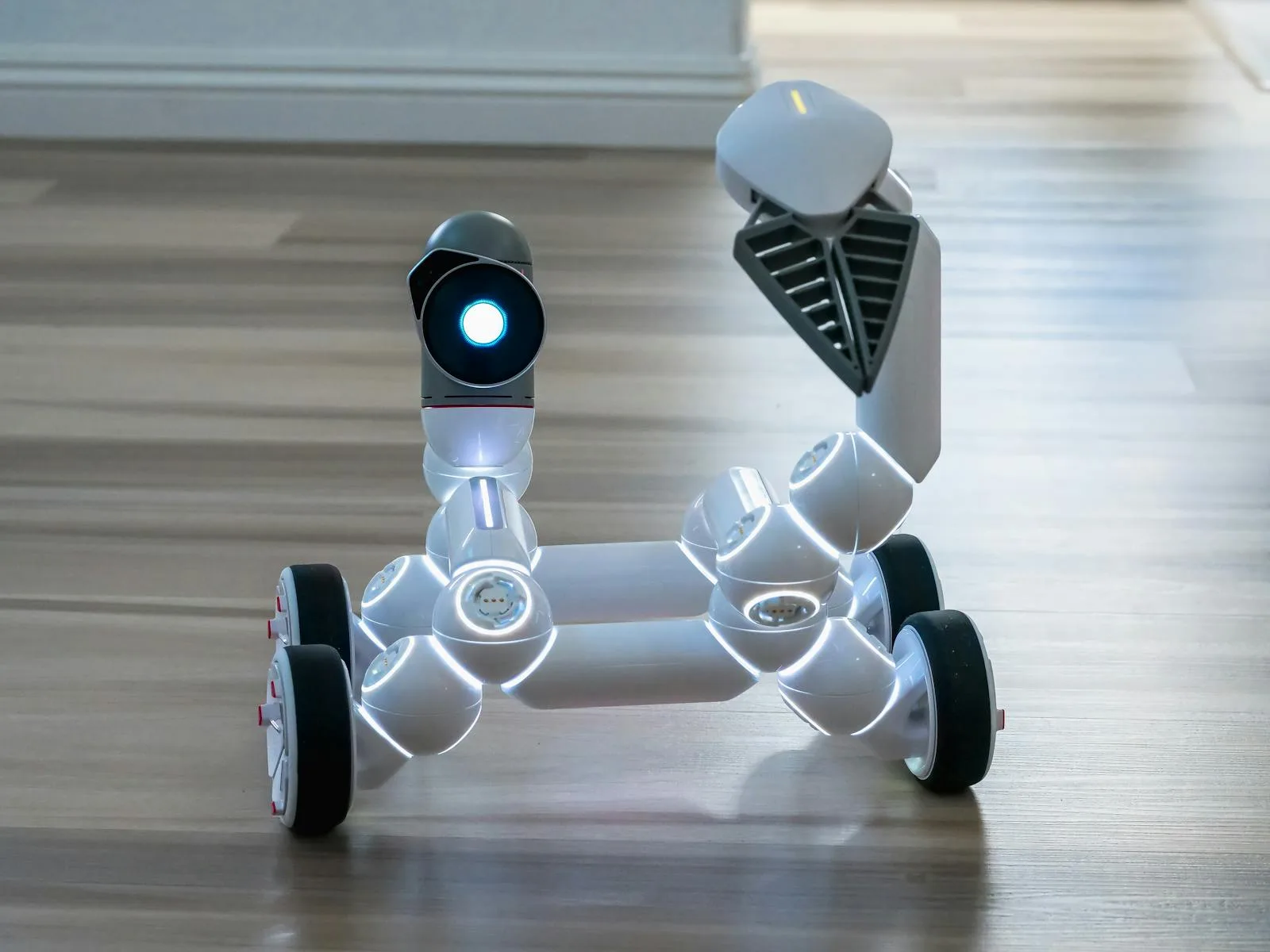 AI Pet Gadgets: Changing the Way We Care for Pets